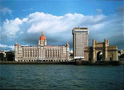 Gateway of India, Taj Hotel and Sea