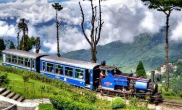 Toy Train Darjeeling