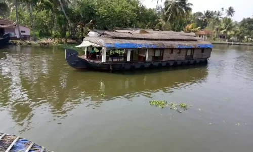 Backwaters Houseboat Kerala