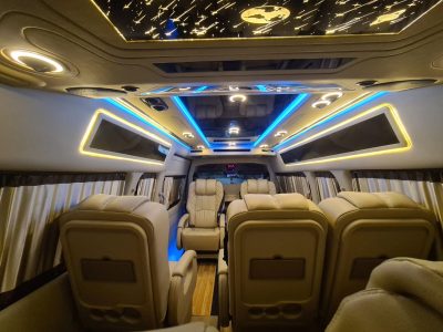 6 Seater Luxury Commuter